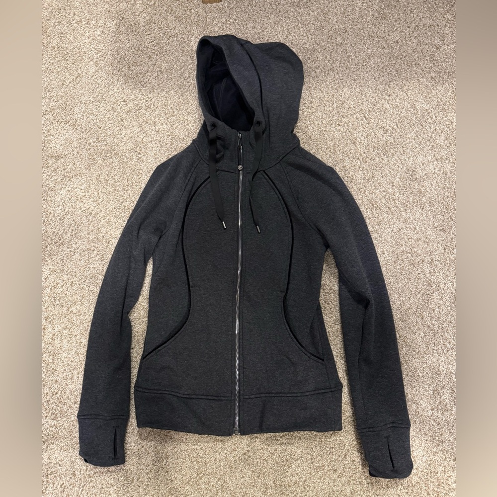 Lululemon Women’s Schba Fl Zip hoodie size 6
